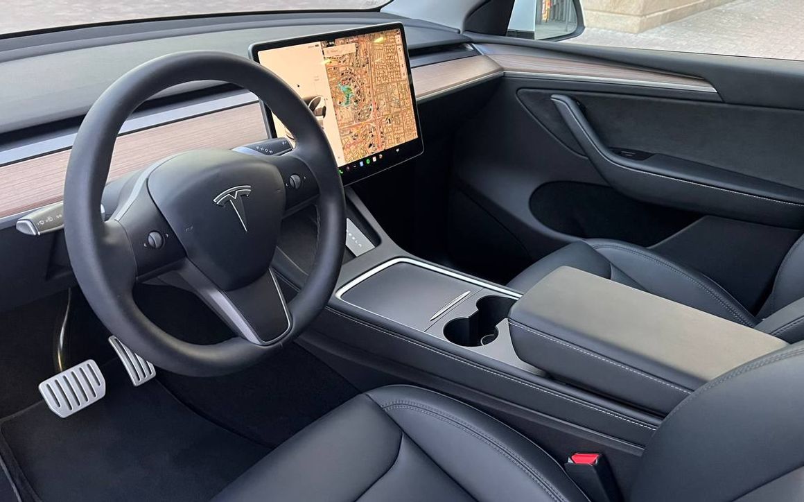 Tesla Model Y - image 4