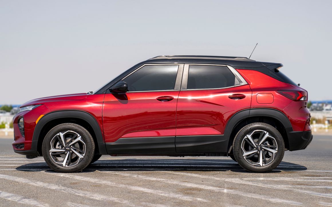 CHEVROLET TRAILBLAZER - image 2