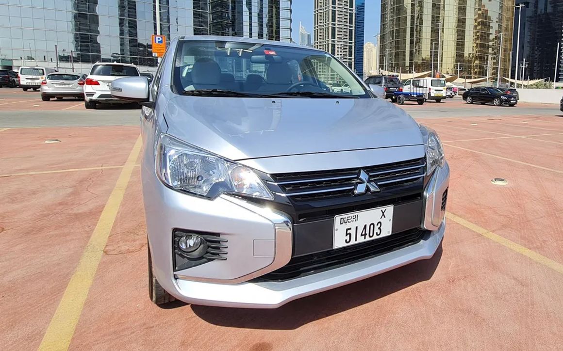 Mitsubishi ATTRAGE - image 1