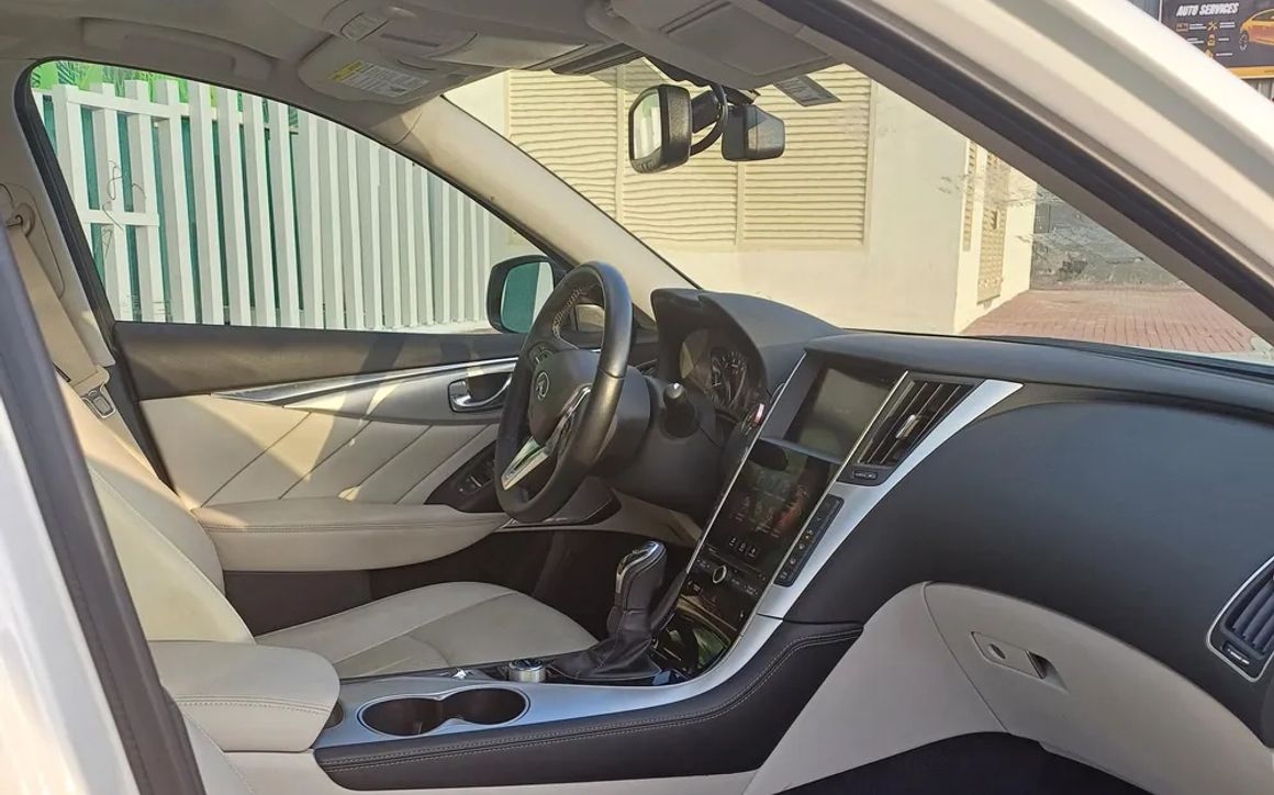 Infiniti Q50 - image 7