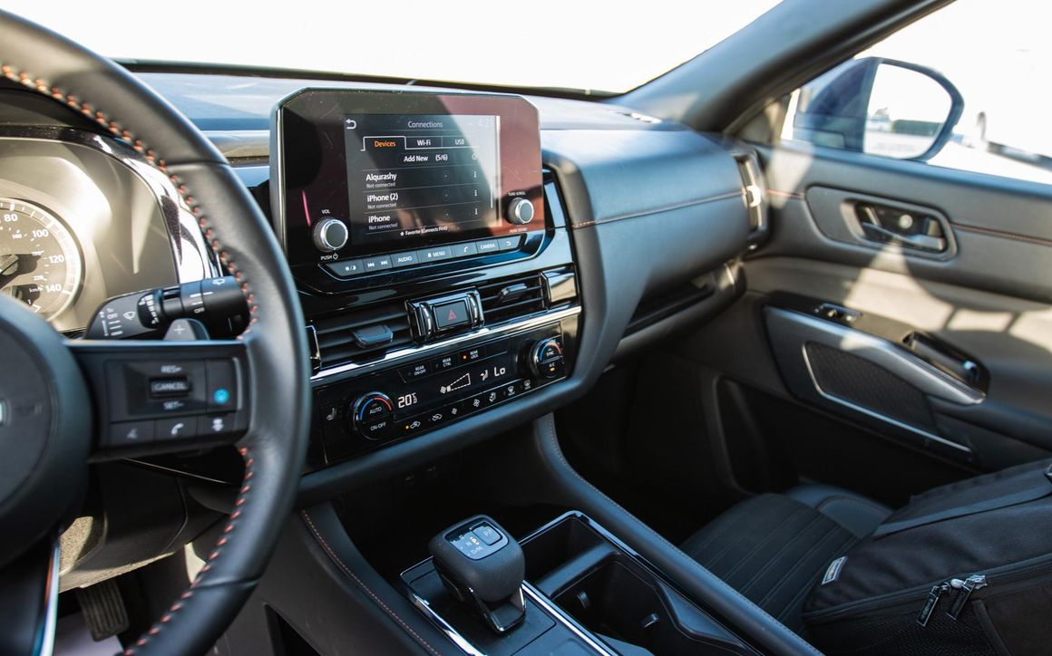 NISSAN PATHFINDER - image 7