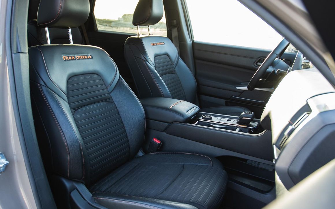 NISSAN PATHFINDER - image 6