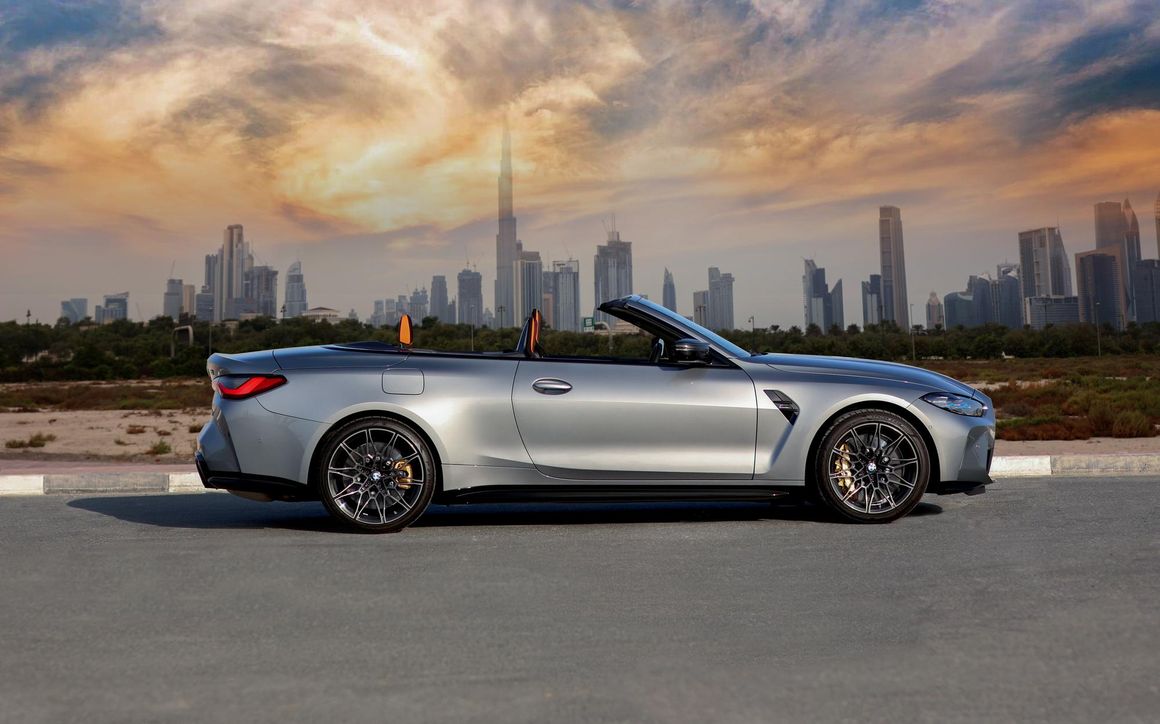 BMW M4 Convertible Gray - image 5