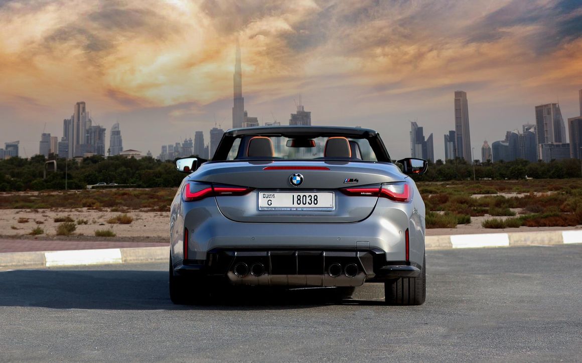 BMW M4 Convertible Gray - image 7