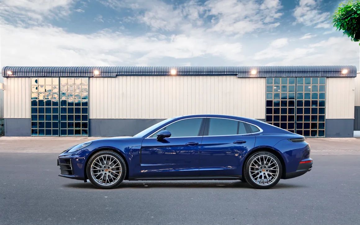 Porsche Panamera New Generation - image 2