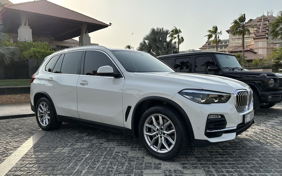 BMW X5 - image 7