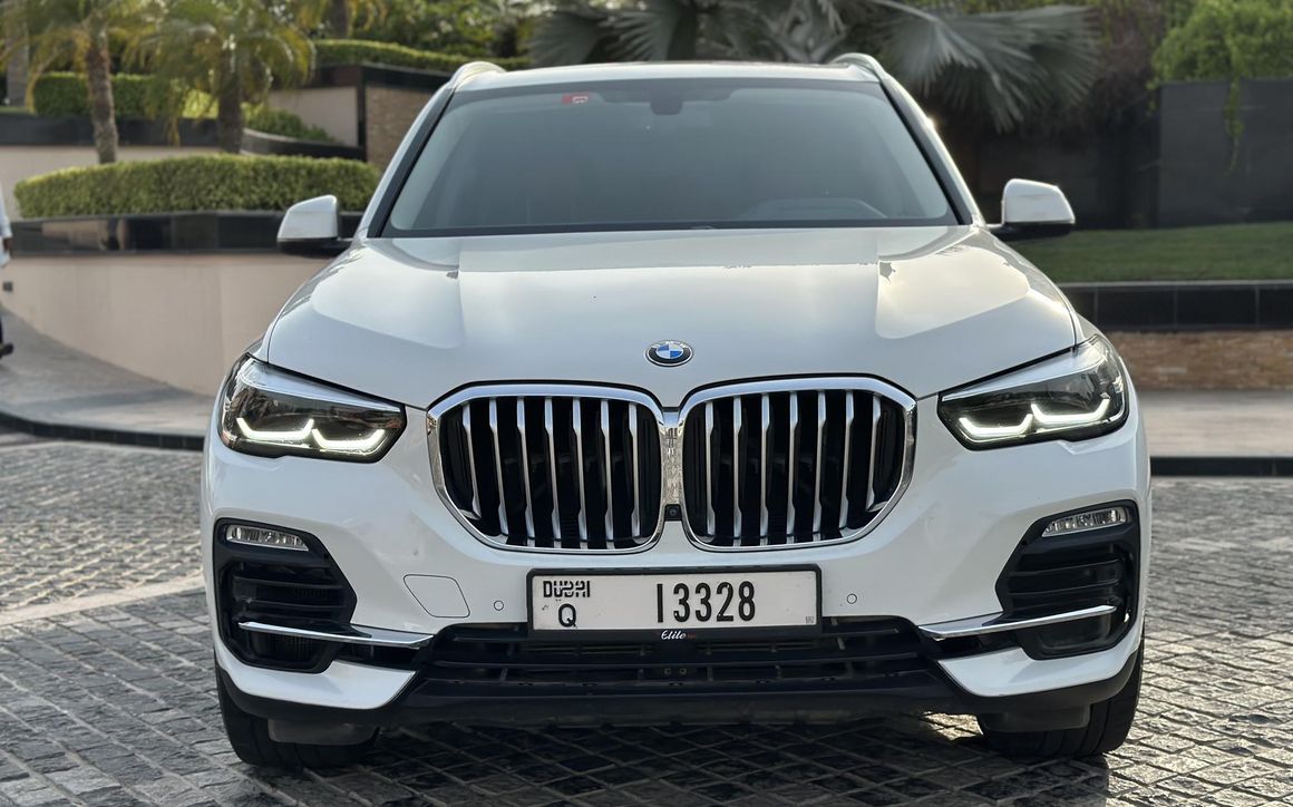BMW X5 - image 3