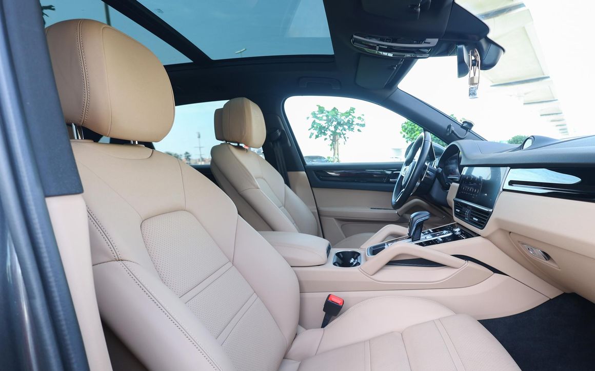 Porsche Cayenne - image 7