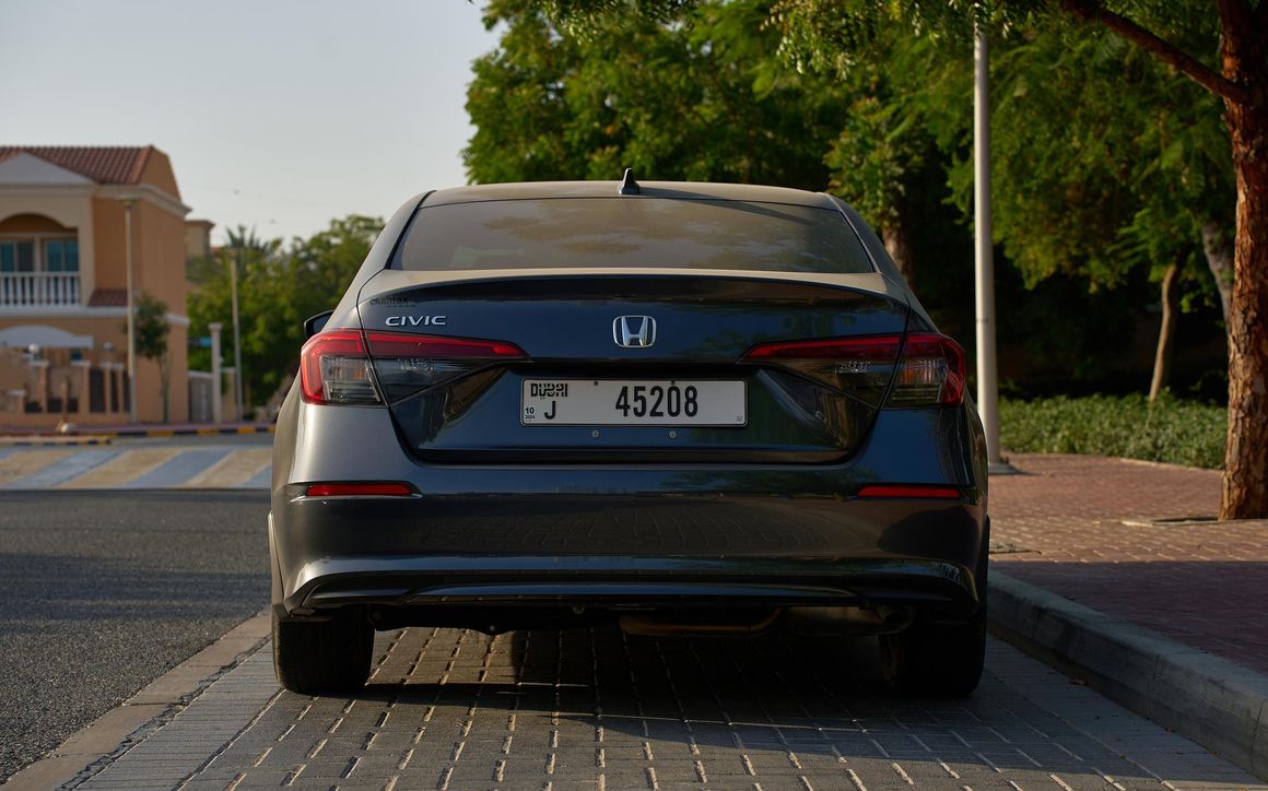 Honda Civic - image 5