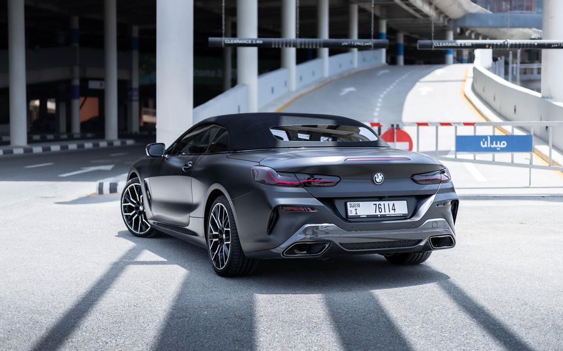 BMW 840i - image 4