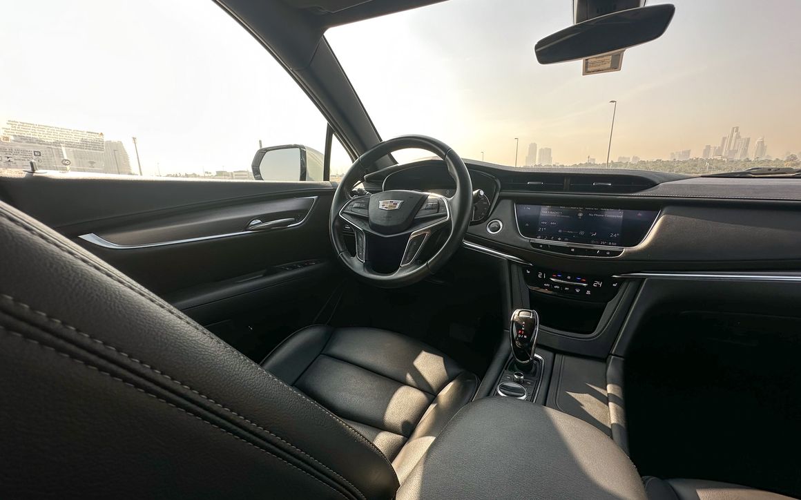 Cadillac XT5 - image 9