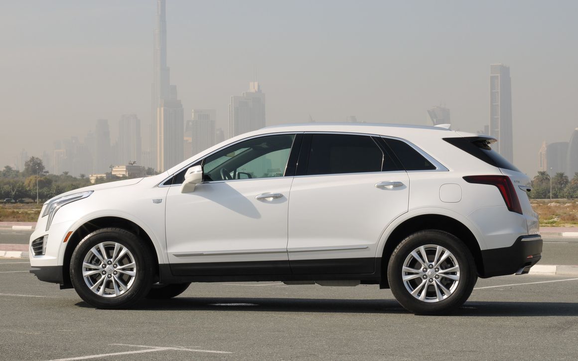 Cadillac XT5 - image 2