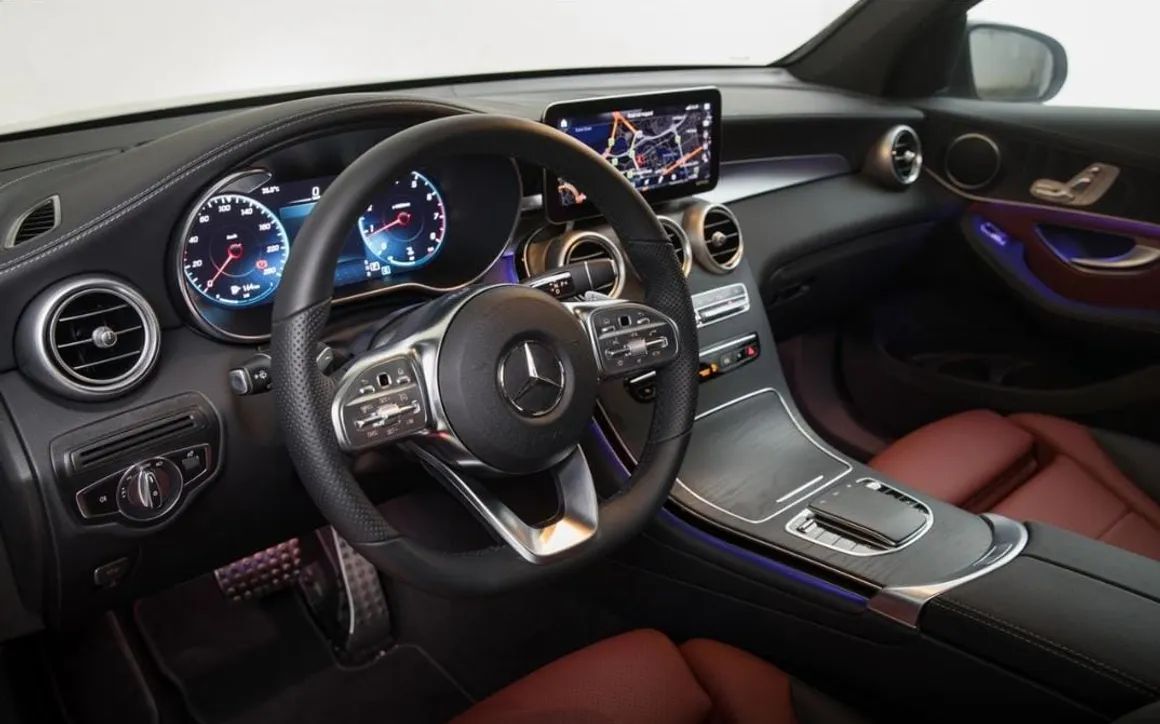Mercedes Glc200 - image 3