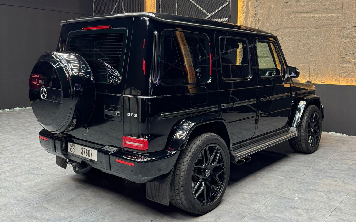 MERCEDES G63 - image 5