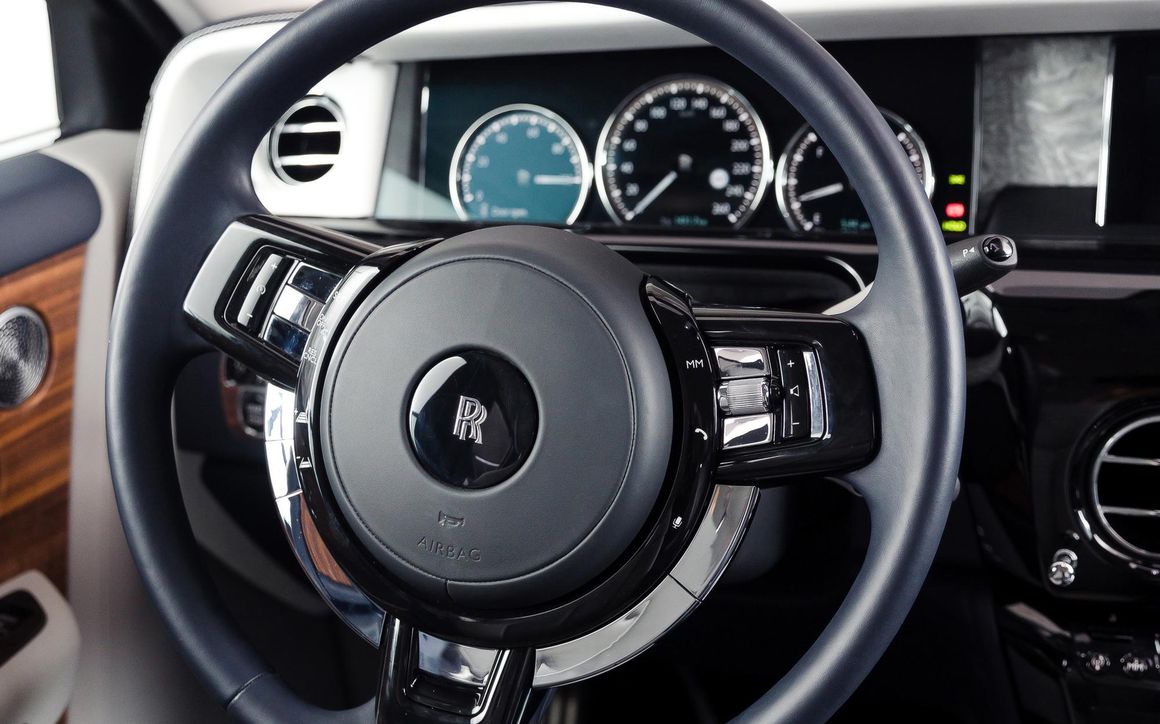 Rolls Royce Phantom - image 20