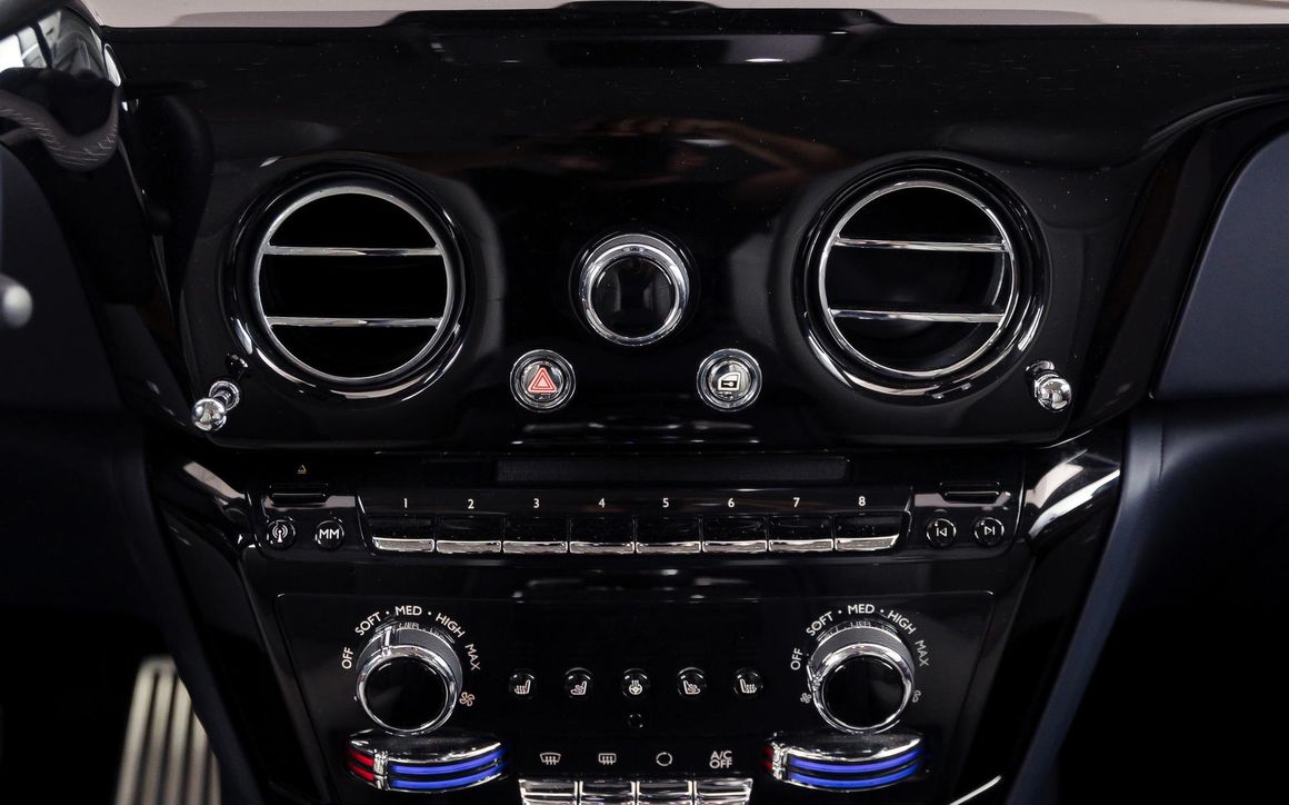 Rolls Royce Phantom - image 21