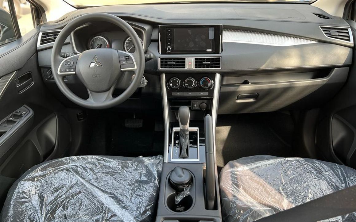 Mitsubishi Xpander - image 9