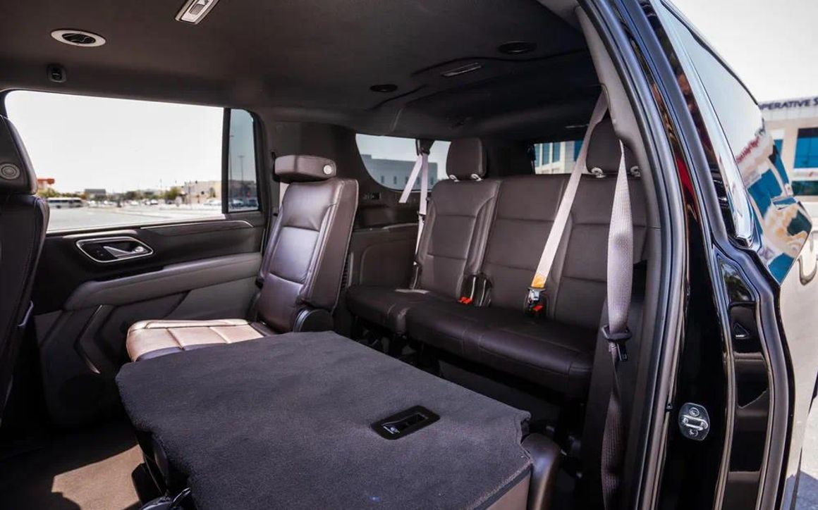 Chevrolet Suburban - image 22