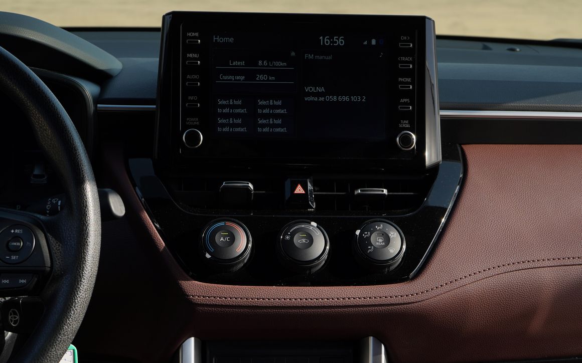 TOYOTA COROLLA CROSS - image 14