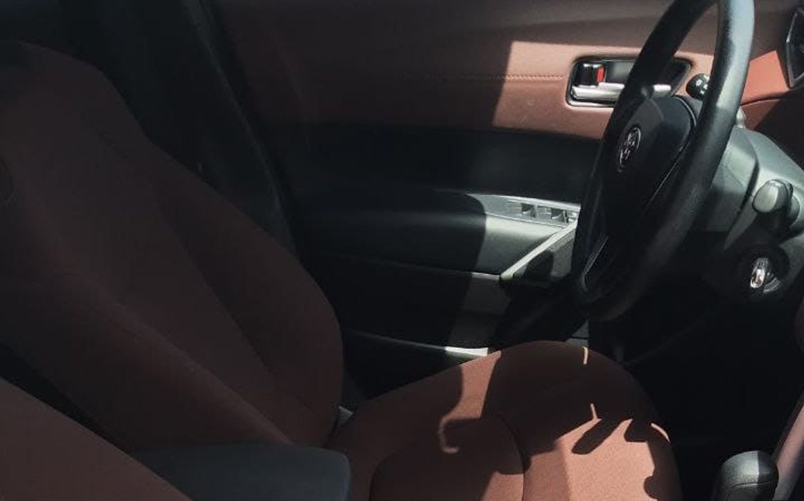 TOYOTA COROLLA CROSS - image 10