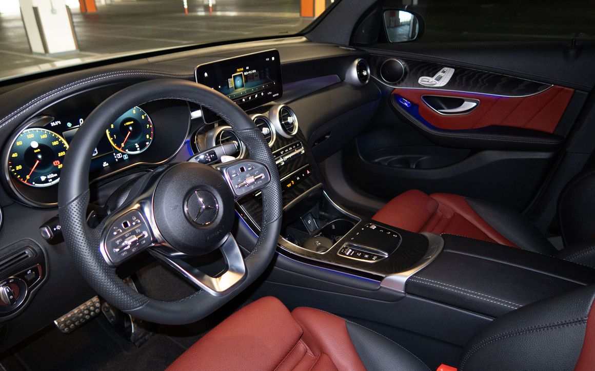 Mercedes-Benz GLC200 Coupe - image 8