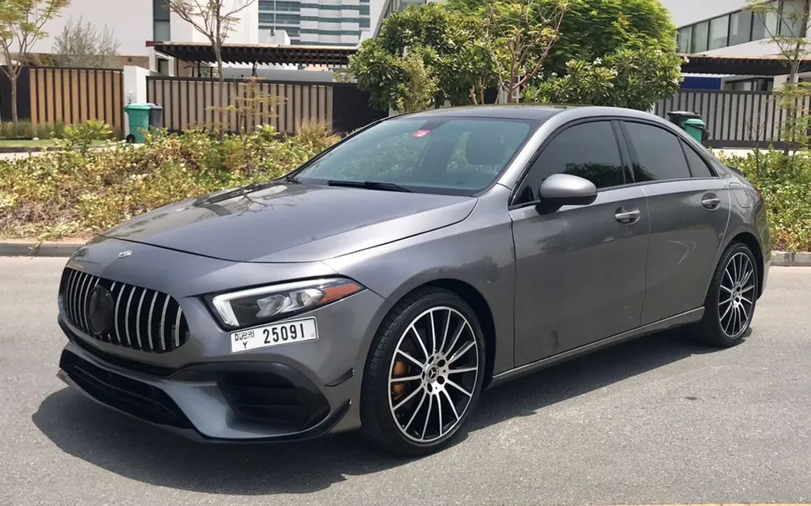 Mercedes Benz A220 - image 1