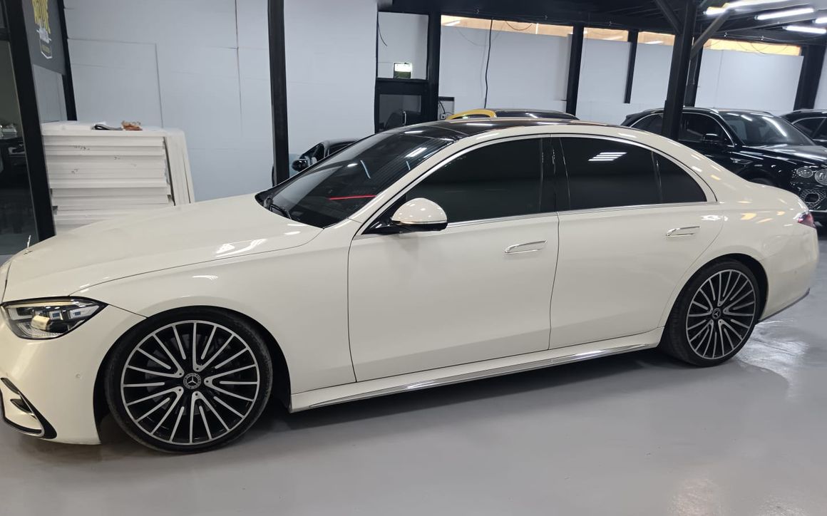 Mercedes Benz S580 - image 1