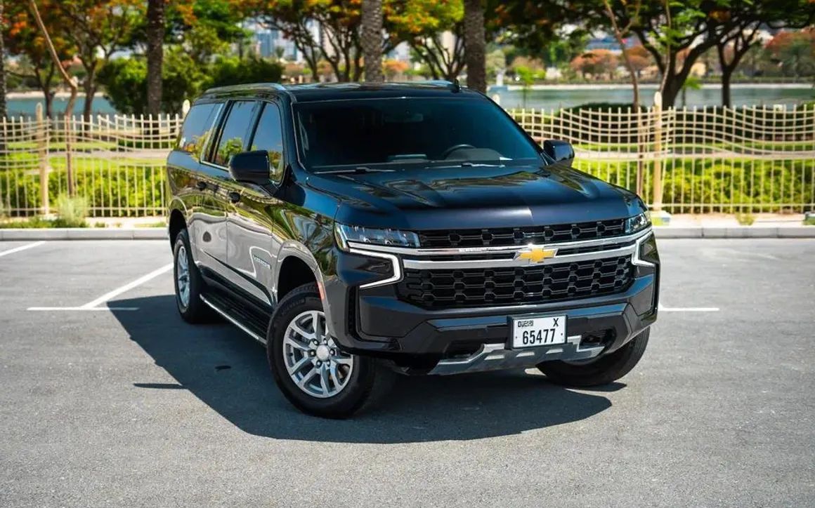 Chevrolet Suburban - image 6