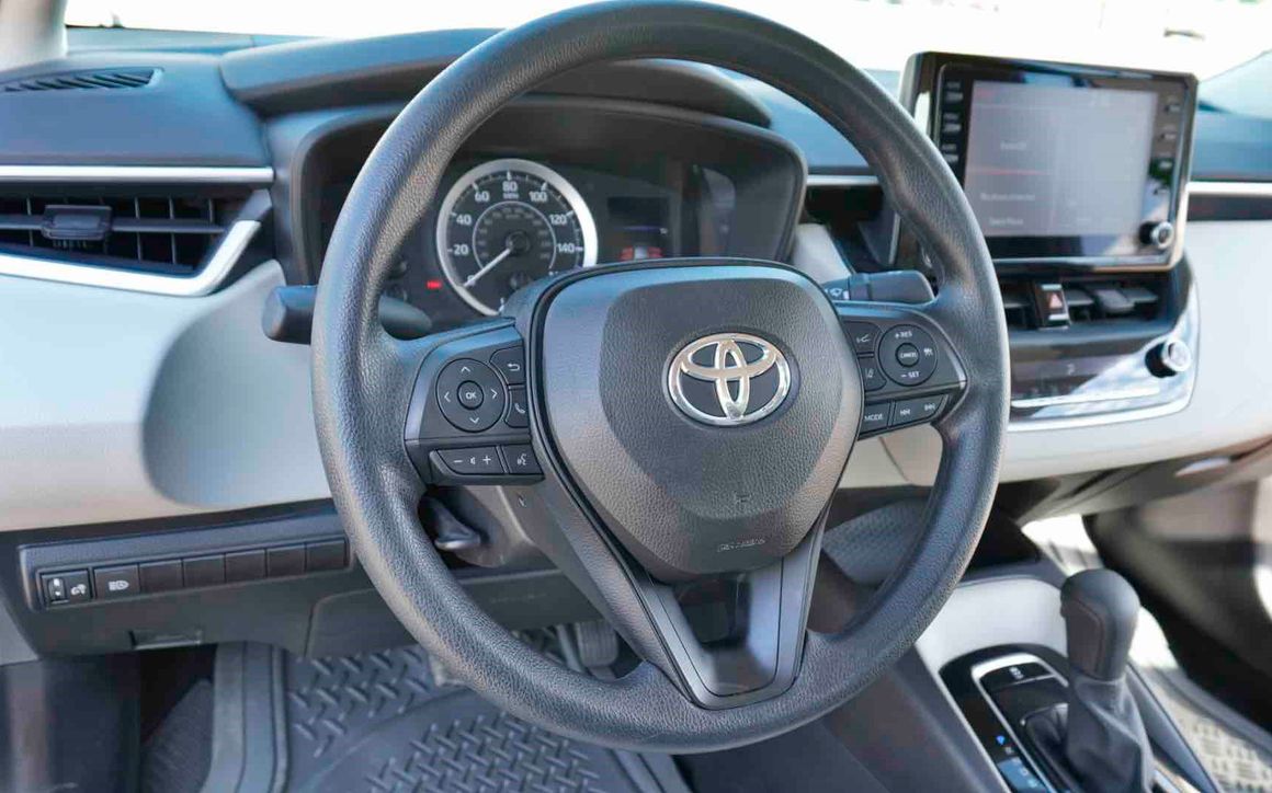 TOYOTA COROLLA - image 6