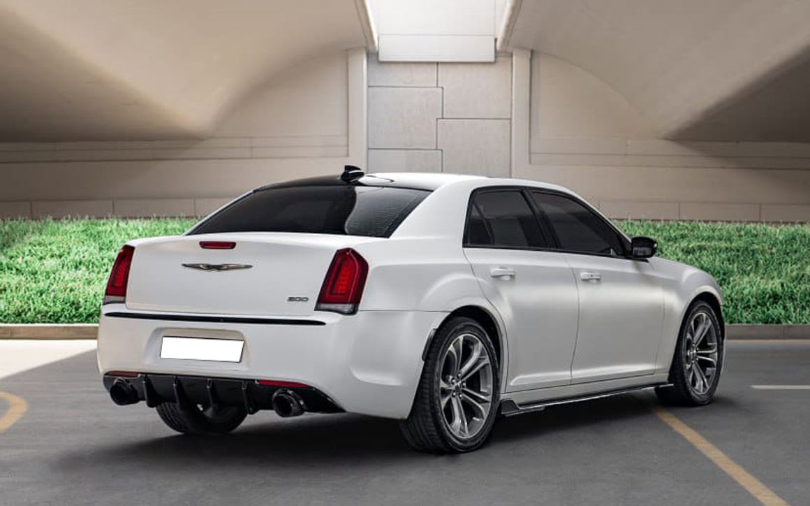 CHRYSLER 300 2019 - image 4