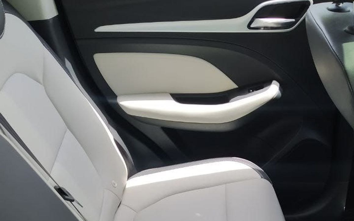 MG ZS - image 5