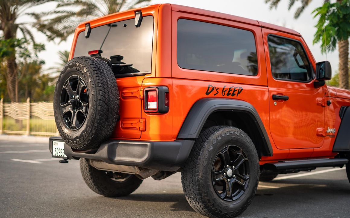 Jeep Wrangler - image 9