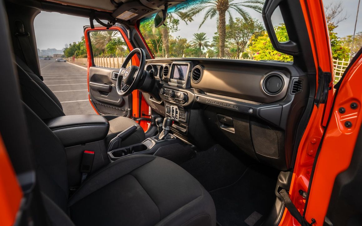 Jeep Wrangler - image 14