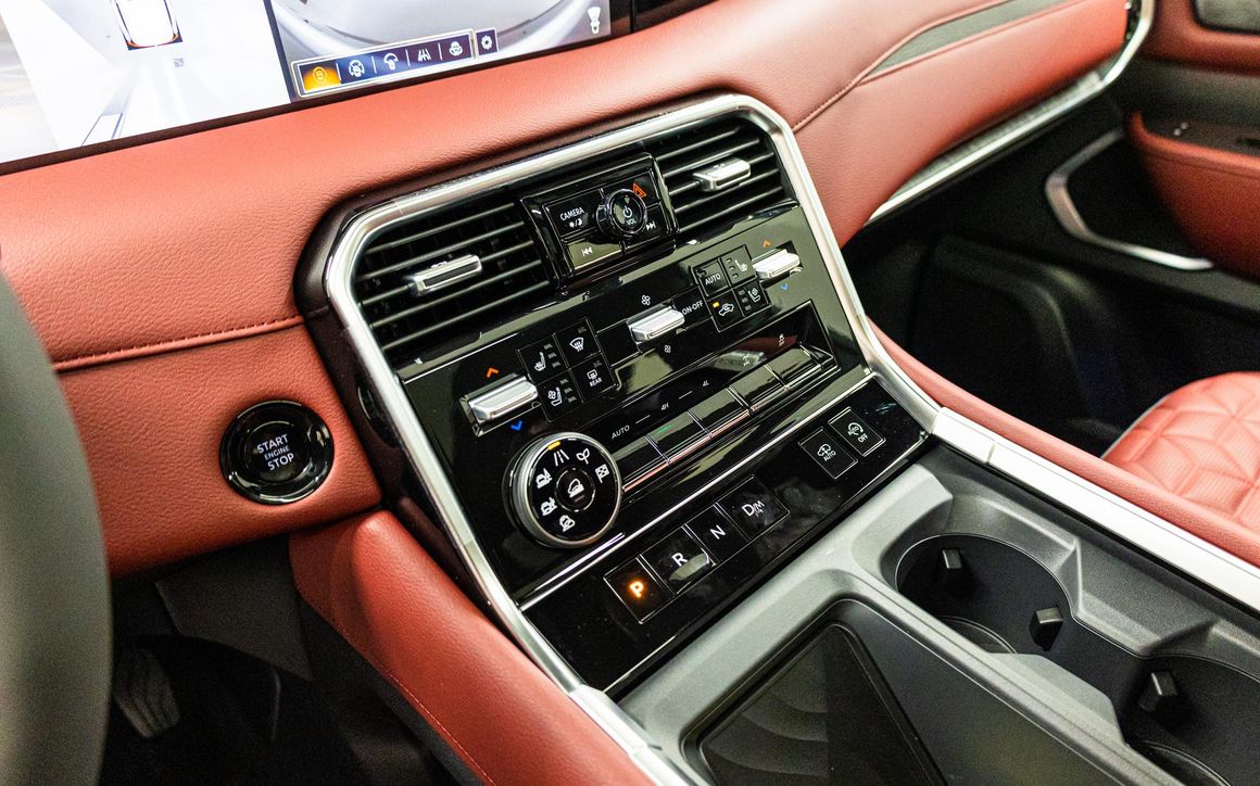 Nissan Patrol LE - image 23