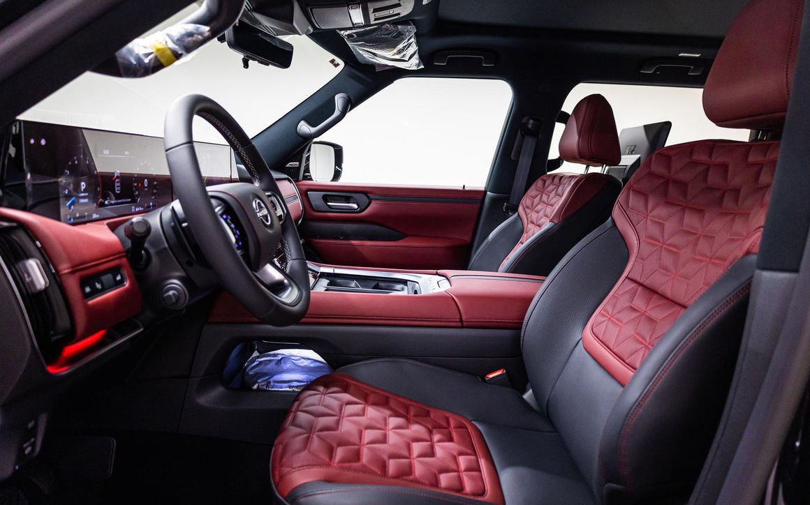 Nissan Patrol LE - image 13