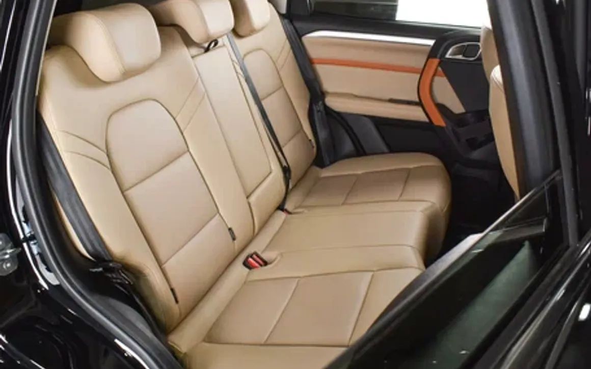 HAVAL DARGO 2WD 2.0T - image 12