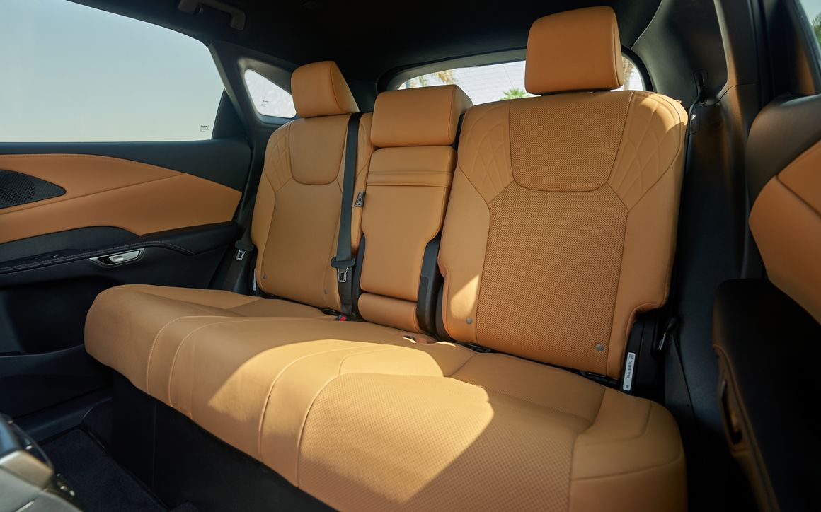 LEXUS RX 350 - image 6