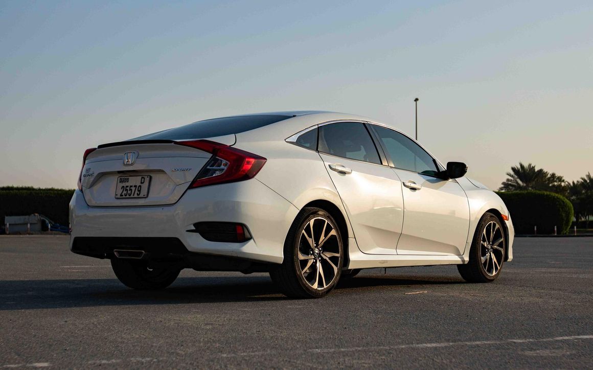 HONDA CIVIC - image 7