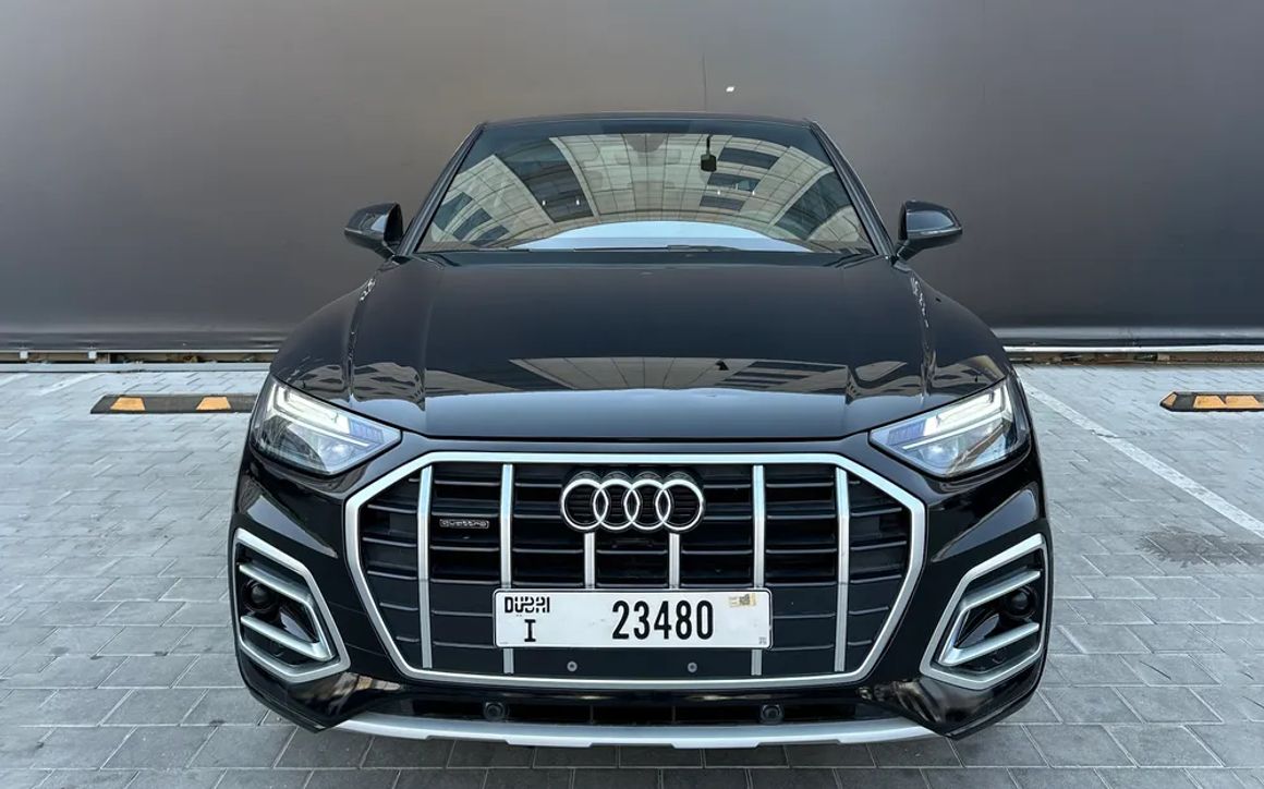 AUDI Q5 - image 1