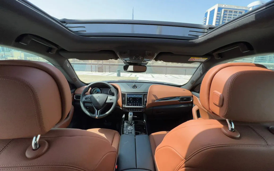 MASERATI LEVANTE GT - image 7