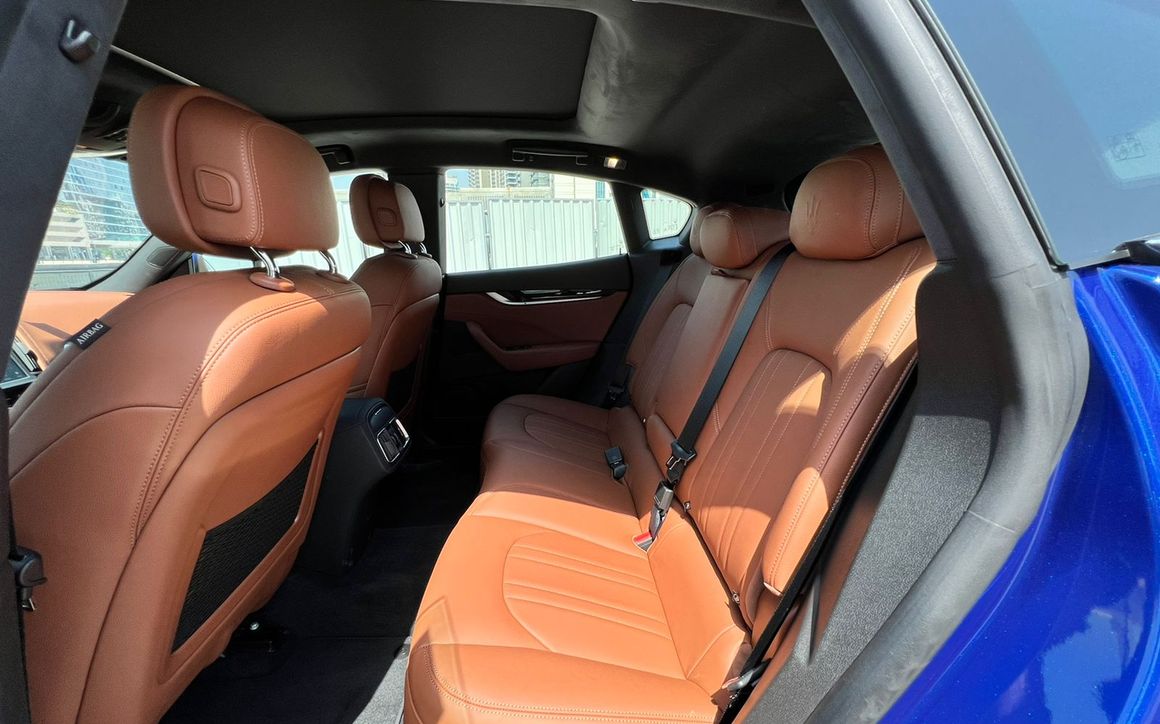 MASERATI LEVANTE GT - image 8