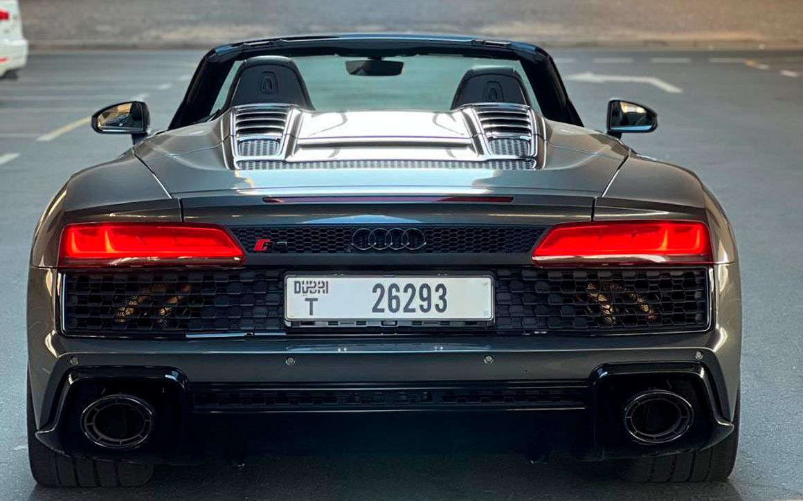 Audi R8 - image 4