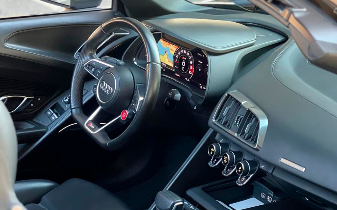 Audi R8 - image 5