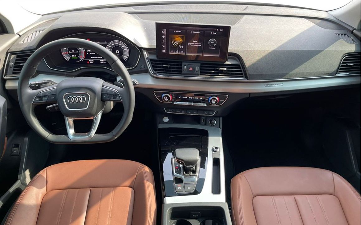 Audi Q5 - image 8