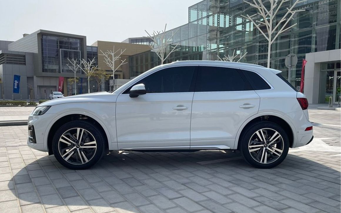 Audi Q5 - image 2