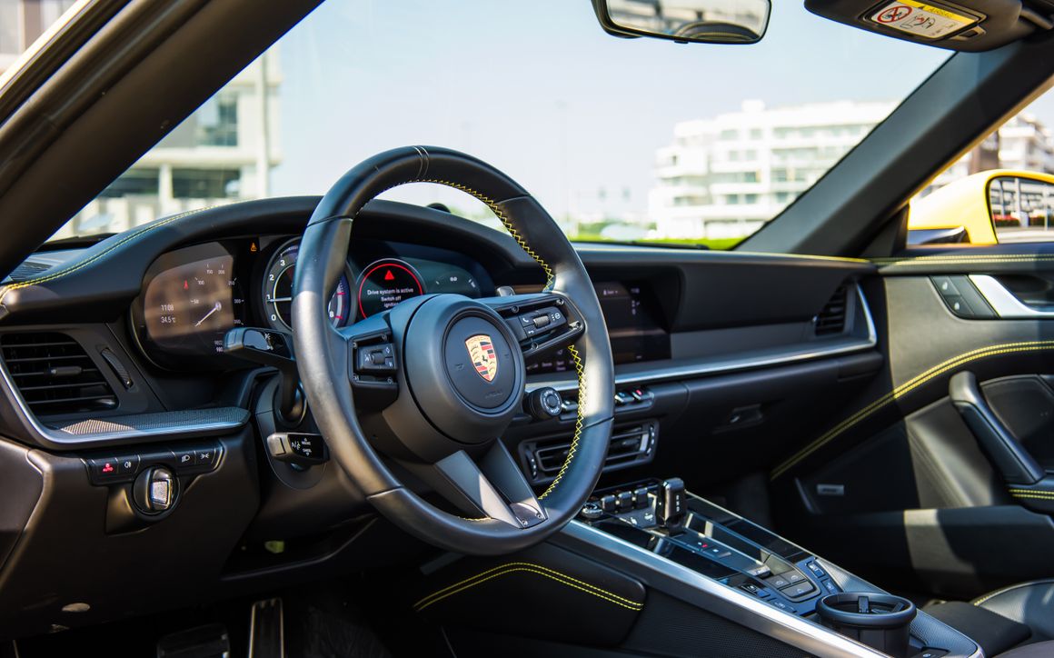 Porsche 911 992 Turbo Cabriolet - image 12