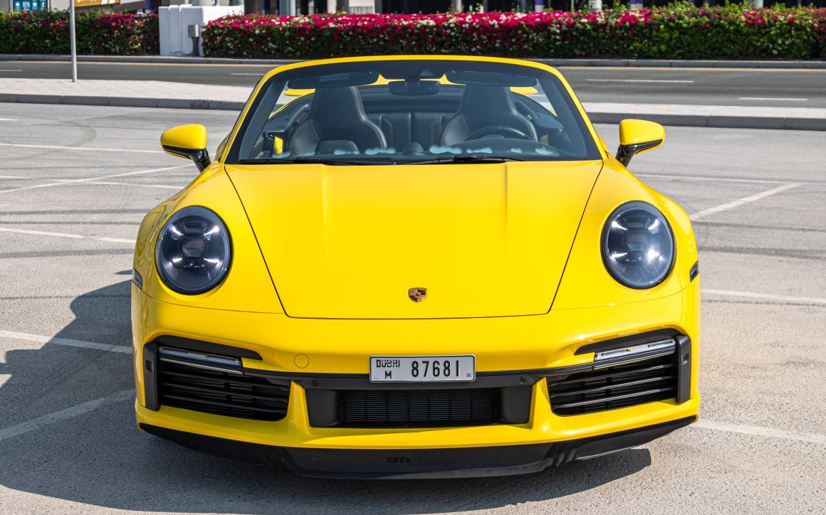 Porsche 911 992 Turbo Cabriolet - image 2