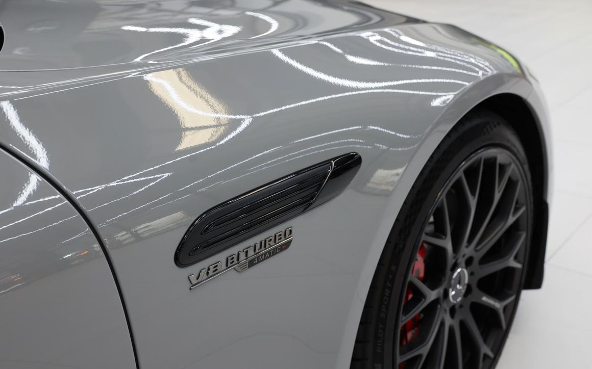 MERCEDES SL 55 AMG - image 12