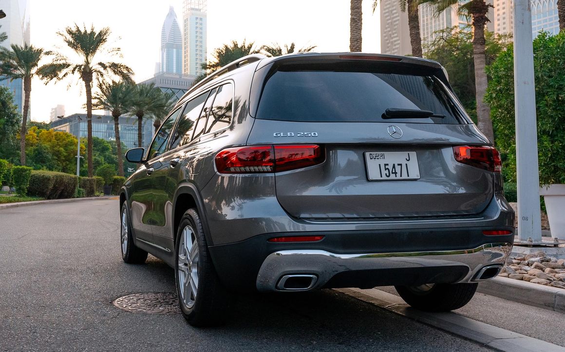 MERCEDES GLB 250 - image 5