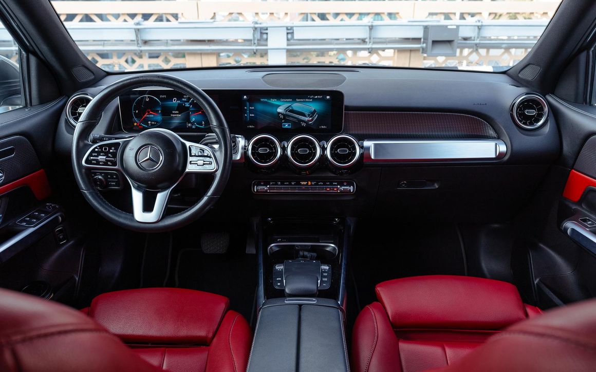 MERCEDES GLB 250 - image 7